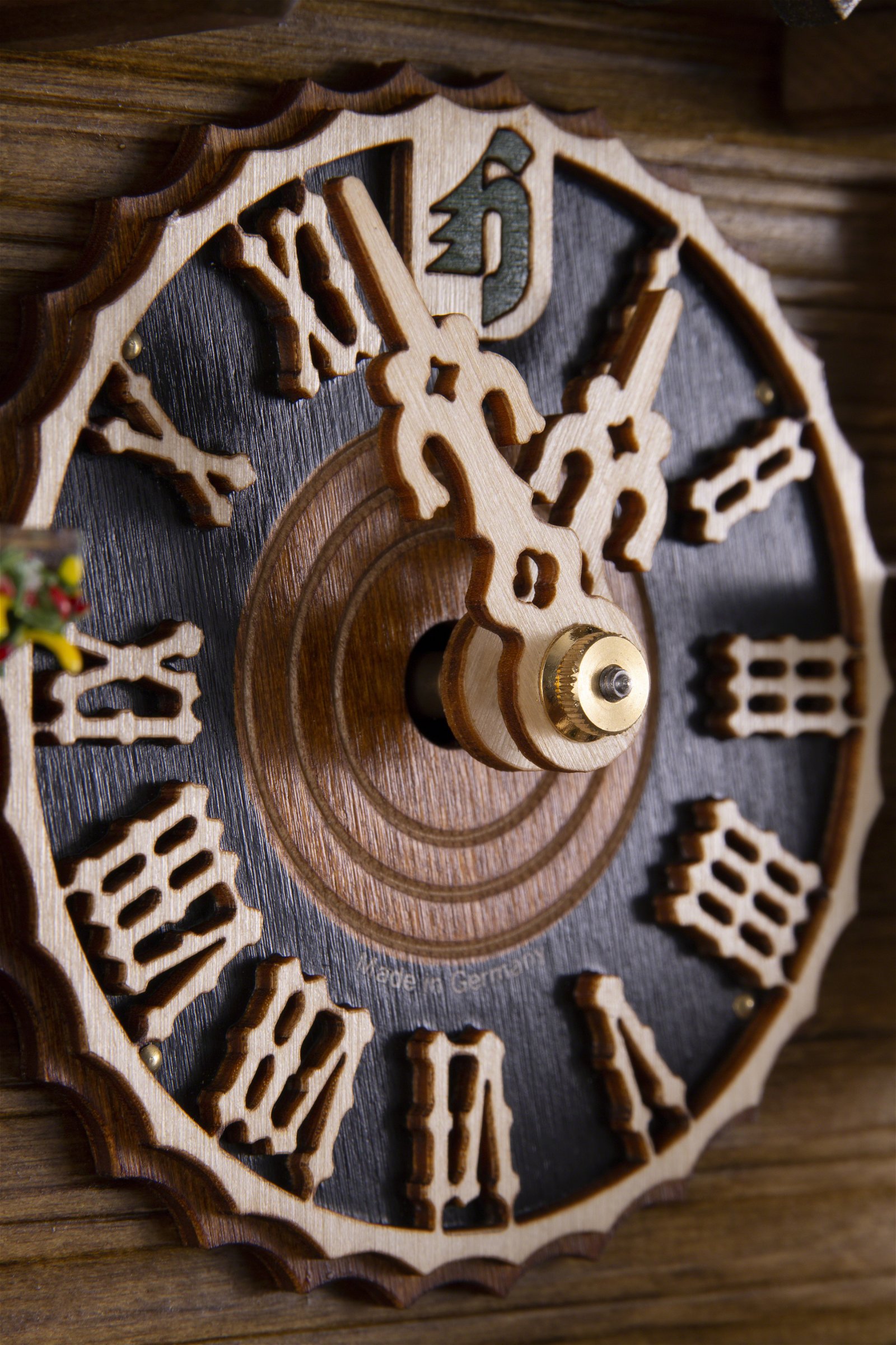 Reloj de cuco estilo “Chalet” movimiento mecánico de 8 días 52cm de Hönes