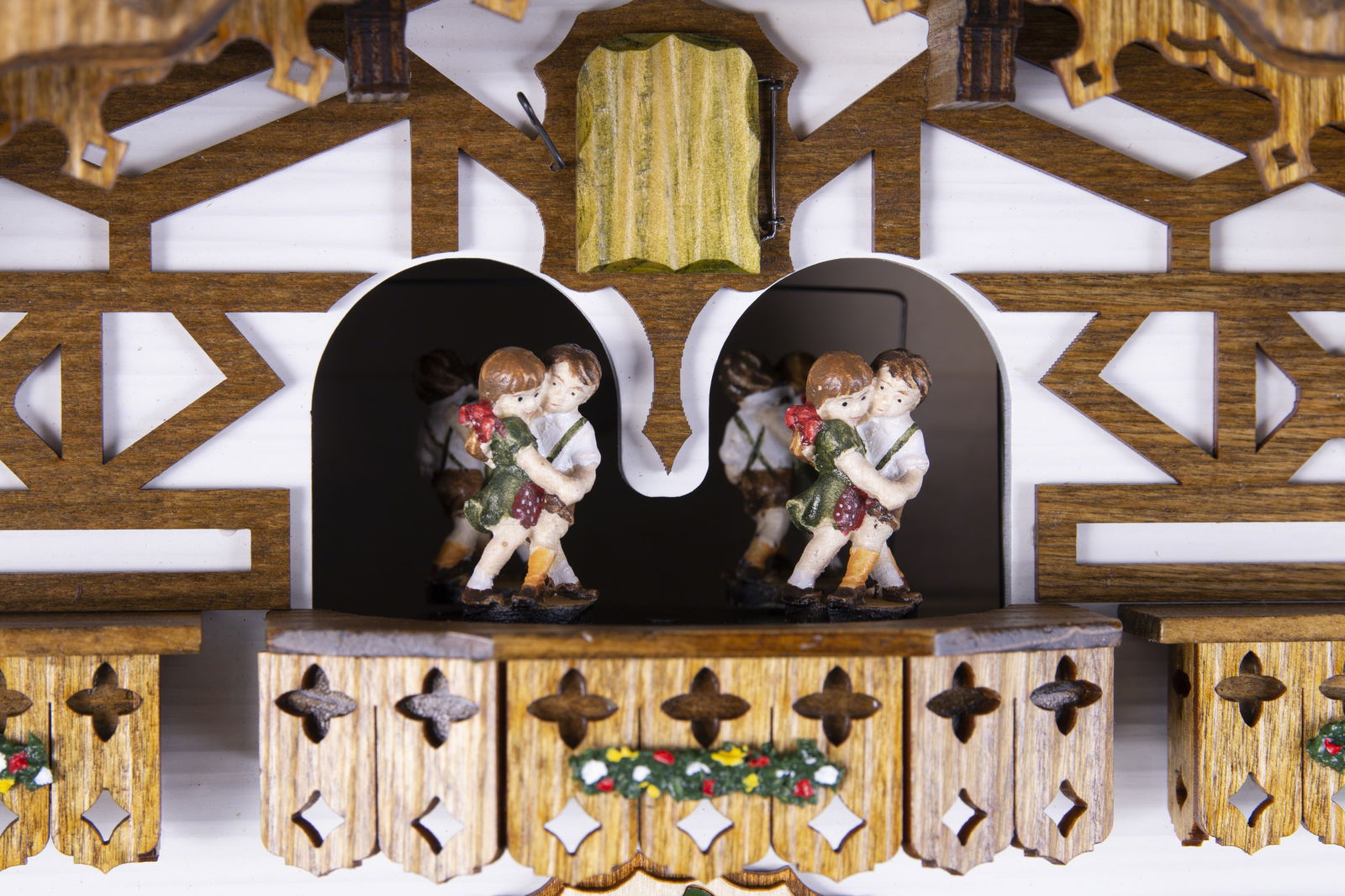 Cuckoo Clock Chalet Style 8 Day Movement 36cm by Hönes