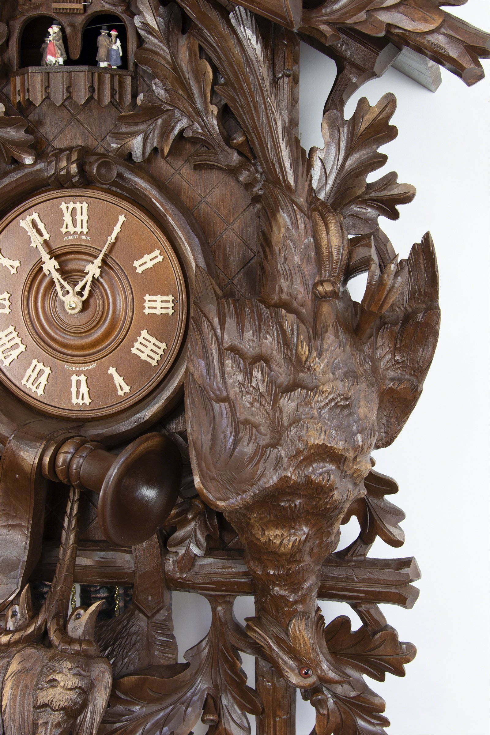 Reloj de cuco estilo “Madera tallada” movimiento mecánico de 8 días 140cm de Hubert Herr