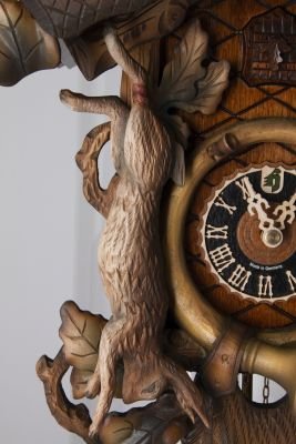 Kuckucksuhr geschnitzt 8-Tage-Uhrwerk 62cm von Hönes