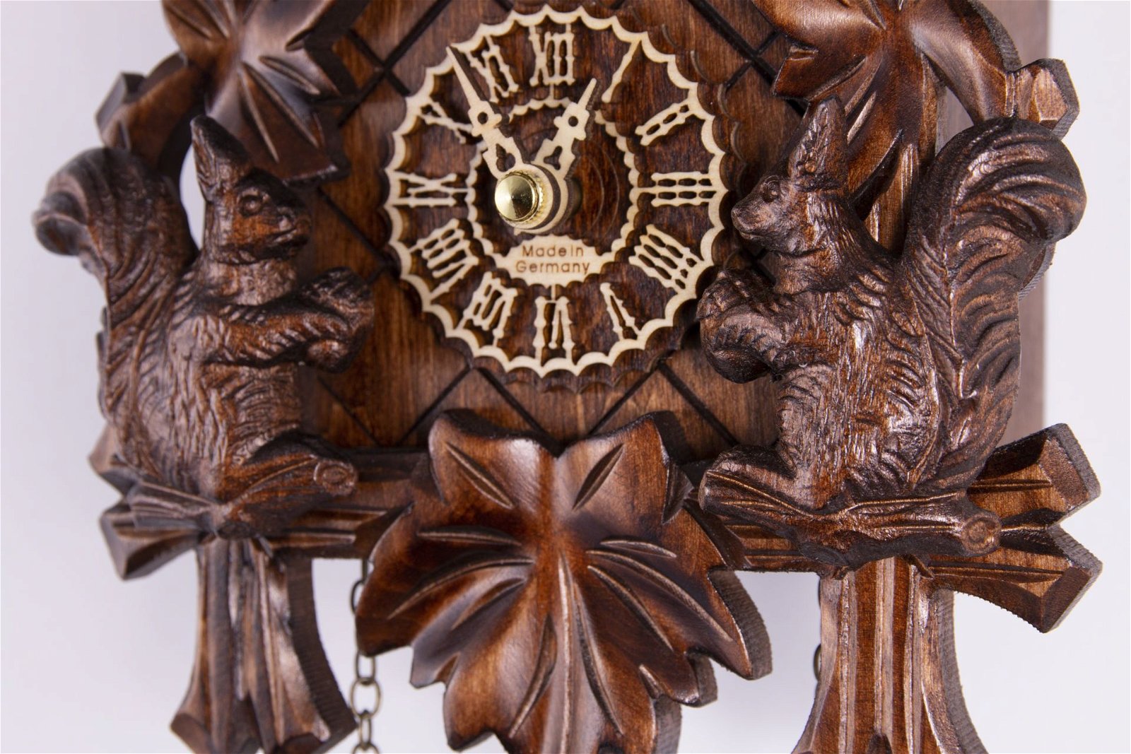 Kuckucksuhr geschnitzt Quarz-Uhrwerk 24cm von Trenkle Uhren