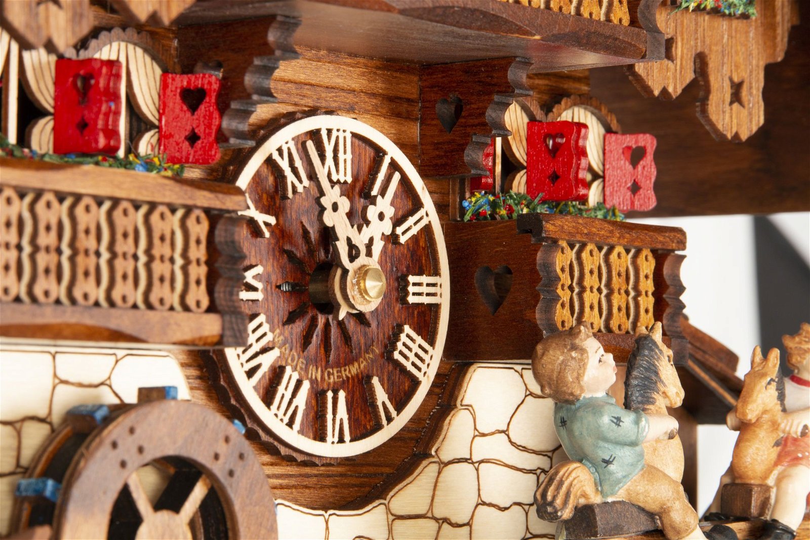 Reloj de cuco estilo “Chalet” de cuarzo 42cm de Cuckoo-Palace