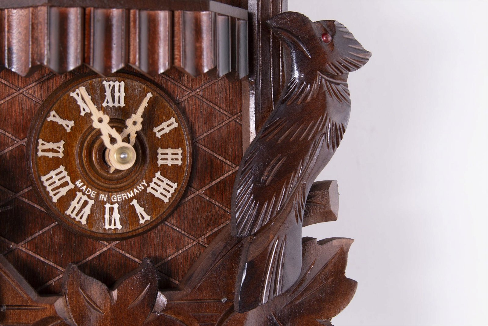 Horloge coucou traditionnelle mouvement 1 jour 36cm de Hekas